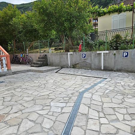 Apartment Vento Di Bocche III Kotor Extérieur photo