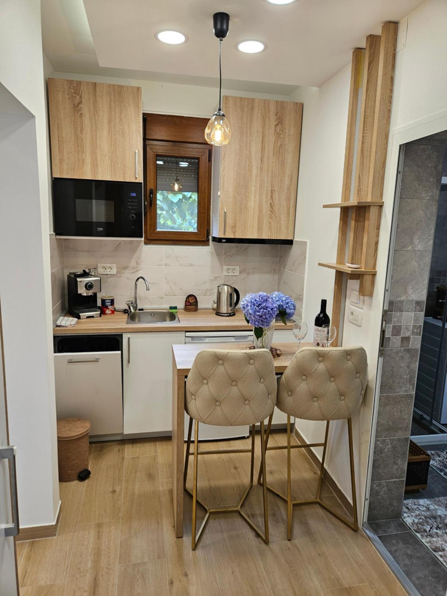 Apartment Vento Di Bocche III Kotor Extérieur photo
