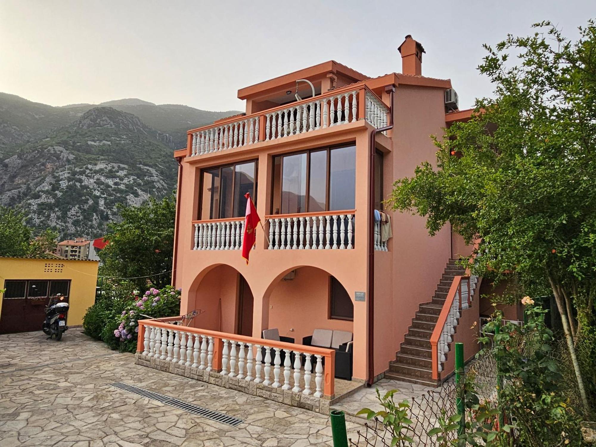 Apartment Vento Di Bocche III Kotor Extérieur photo